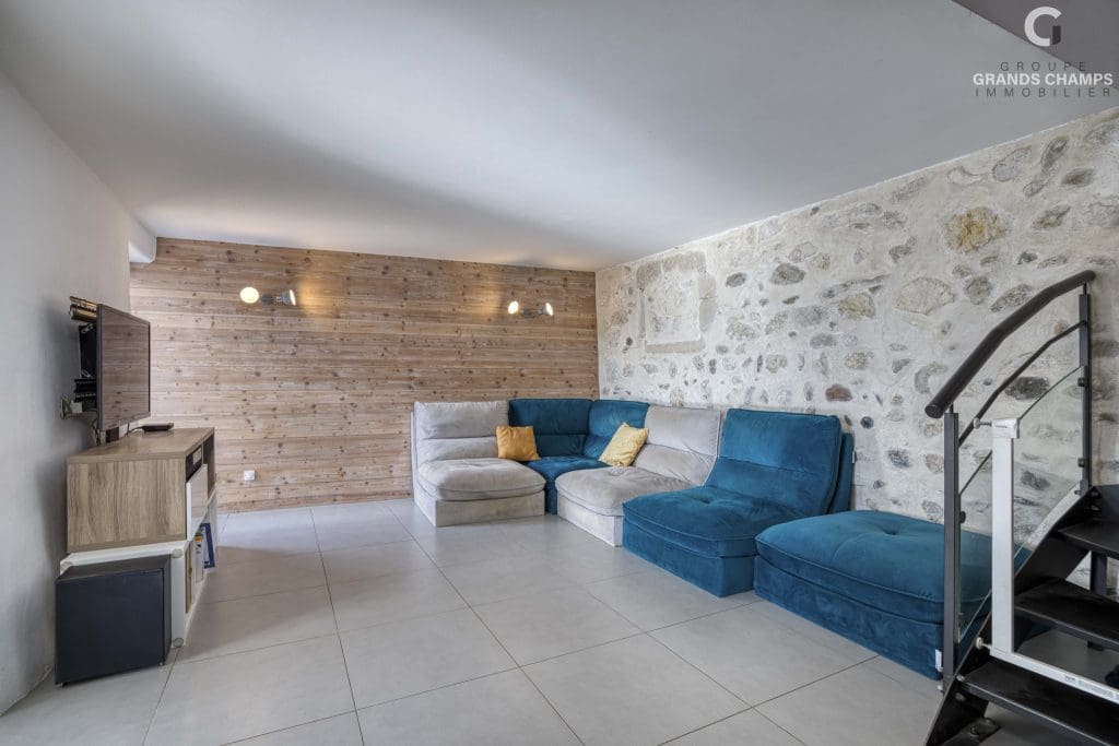 Immobilier à Poisy : pourquoi acheter une maison près d’Annecy ?